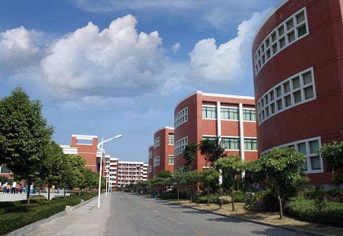 武汉第一商业学校